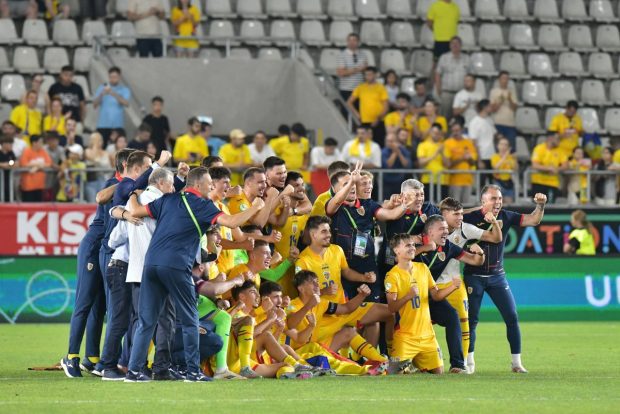 România s-a calificat în semifinalele Euro U19, după ce a învins Danemarca cu 3-0