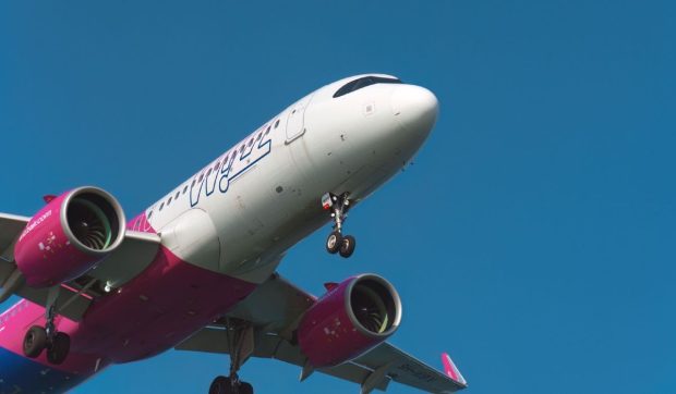 Mesajul pilotului român al unui avion Wizz Air care decola de la Nisa: „Știm drumul spre București, că de acolo am venit” | VIDEO