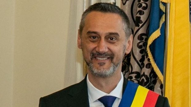 Primarul liberal din Slatina va protesta împotriva șefului său, premierul Ilie Bolojan: „Dacă se adună 3 primari, sunt al 4-lea”