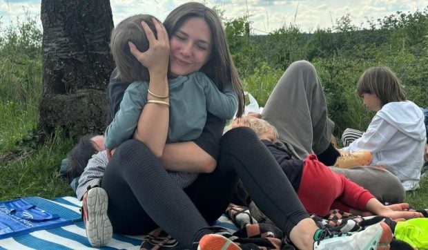 Imagini adorabile cu cei trei băieți ai Adelei Popescu și ai lui Radu Vâlcan. Mezinul familiei a împlinit 4 ani