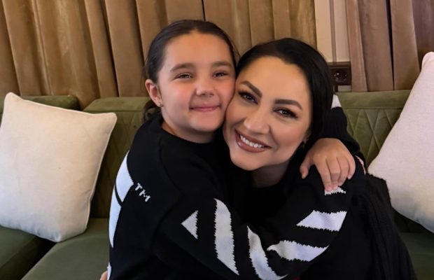 Gestul care o emoționează în fiecare zi pe Andra. Ce face Eva Măruță, fiica ei: „Momentul de seară, când o văd înainte de culcare”