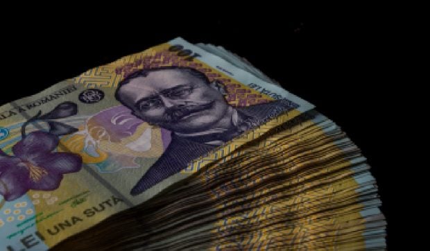 Afacerile companiilor controlate de Guvern au trecut pentru prima dată de 100 de miliarde de lei, dar profitul este în scădere