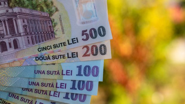 Românii au peste 212 miliarde de lei în fondurile Pilonului II, dar distribuția activelor rămâne inegală