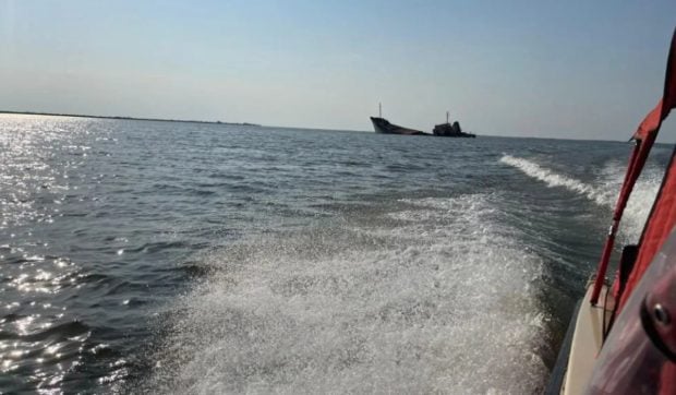 Barca răsturnată la Sulina avea mai mulţi pasageri decât capacitatea maximă admisă, iar navigația era interzisă
