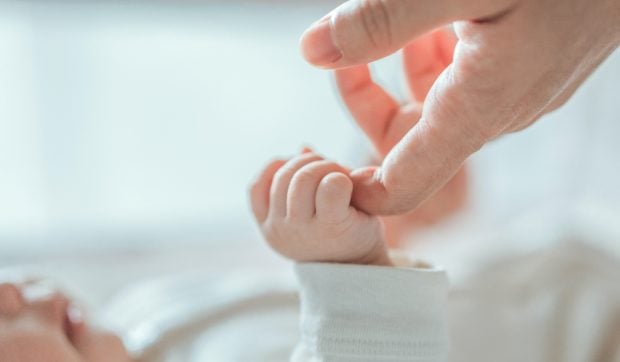 O femeie de 30 de ani din Timișoara a născut tripleți. Mama mai are acasă alți trei băieți, însă dorea și o fetiță