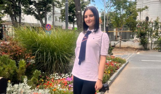 O elevă din Galați a făcut contestație și a obținut media 10 la Evaluarea Națională: „Doar eu știu cât de mult a trebuit să studiez”