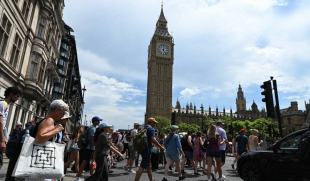 Val de căldură în Europa. Marea Britanie a înregistrat un nou record de caniculă, în timp ce Franța se topește la peste 40 de grade Celsius