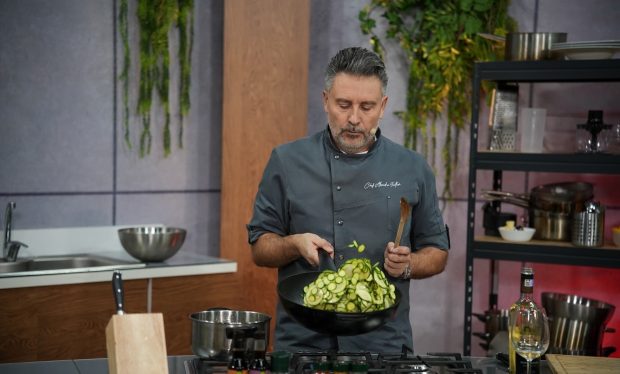 Povestea de dragoste dintre Alexandru Sautner și soția lui. Cum a cucerit-o juratul Chefi la cuțite. „Eram amândoi foarte timizi”