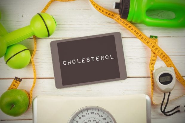 Obiceiul simplu care scade colesterolul: este perfect pentru cei cărora le plac gustările dintre mese