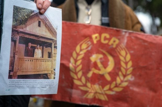 Ocupațiunea noastră mintală e tot la alte prostii