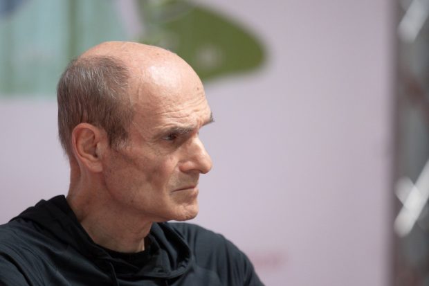 Cristian Tudor Popescu s-a enervat înainte ca Ilie Bolojan să anunțe măsurile fiscale: „Nu știu cum poate accepta acest jaf”
