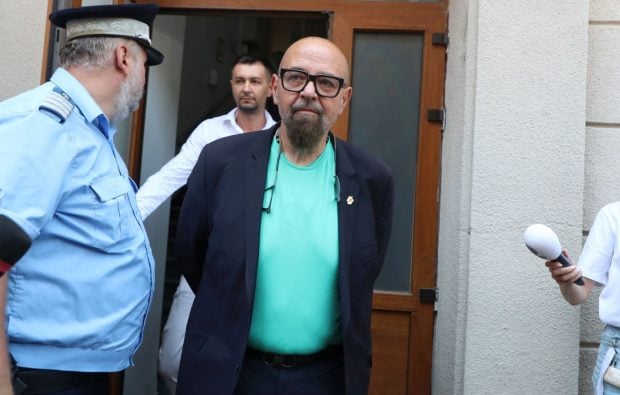 Cum a anunțat Piedone Hotelul Internațional din Sinaia că urmează controlul ANPC | STENOGRAME