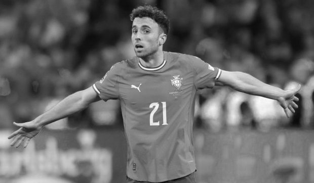 foto: Libertatea | Cum arat? epava Lamborghiniului condus de Diogo Jota ?i ce alte ma?ini mai avea atacantul lui Liverpool