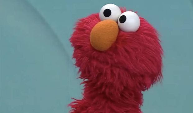 Contul X al lui Elmo din Sesame Street a postat mesaje rasiste, antisemite și i-a insultat pe admiratori. Un hacker a preluat controlul