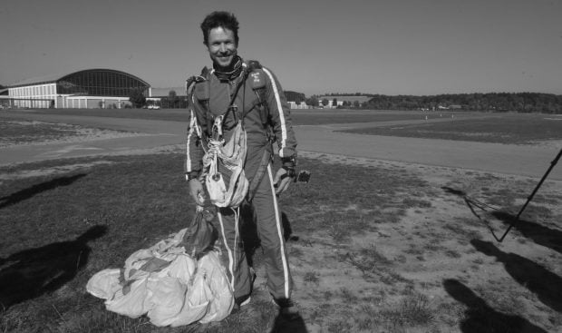 Felix Baumgartner va fi înmormântat astăzi într-un loc secret. Cine sunt singurele persoane care participă la ceremonie