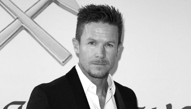 Primele imagini cu locul în care a murit Felix Baumgartner. S-a încercat resuscitarea chiar pe marginea piscinei unde a căzut