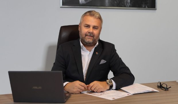 Directorul de la stat care și-a redus singur salariul: de la 53.910 lei pe lună, la 14.000: „Hai că se poate!” 