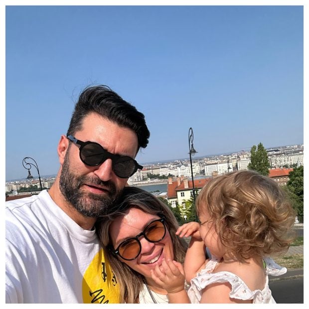 Motivul pentru care Gina Pistol și Smiley nu vor să arate chipul fiicei lor. „De ce i-aș face asta copilului meu?” |VIDEO EXCLUSIV