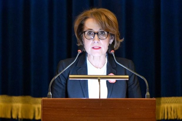 Nicoleta Pauliuc îi cere colegului său, Dragoş Anastasiu, transparență: altfel, consultările pot fi compromise
