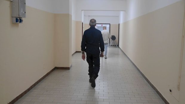 Român aflat pe lista Europol, prins după trei ani de căutări, după ce evadase dintr-o închisoare din Spania