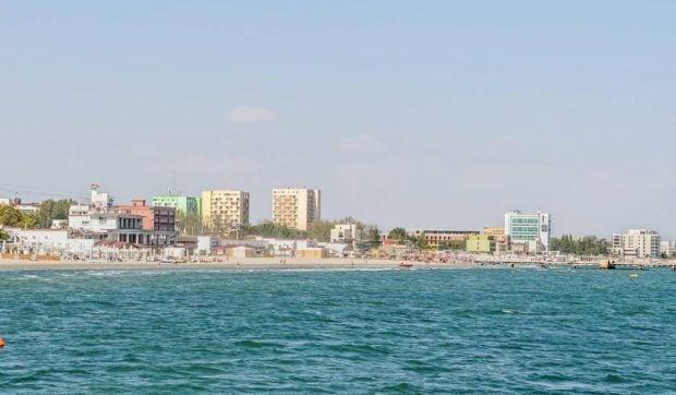 Vacanță de lux în Mamaia Nord: 6.000 de euro pentru șase nopți într-un apartament exclusivist