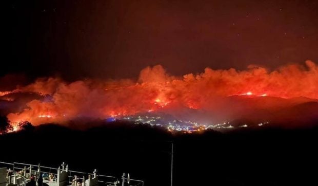 Peste 2.700 de pompieri luptă cu incendiile de pădure în Portugalia: „Trecem printr-un moment dificil”