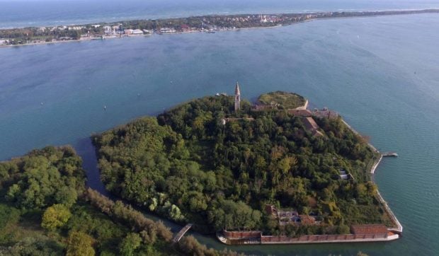 Insula „bântuită” din Veneția va deveni un paradis exclusiv pentru localnici, de unde turiștii sunt interziși