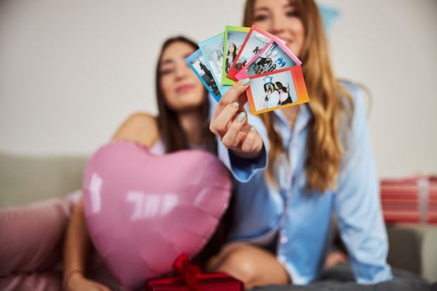 Aparatele foto instant care merită atenția ta în 2025