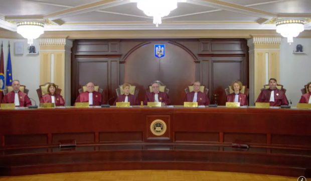 Judecătorii CCR își dau șase salarii la plecarea din funcție: CSM spune că regimul de pensionare nu constituie privilegii, ministrul Justiției nu comentează
