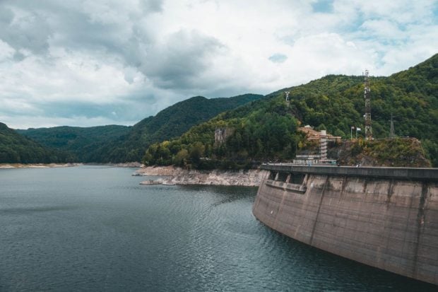 Lacul Vidraru va fi golit de Hidroelectrica până la sfârșitul lui 2025, pentru prima oară în aproape 60 de ani