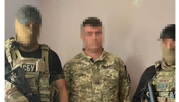 Un maior din Forțele Aeriene Ucrainene, acuzat de spionaj în favoarea Rusiei: a ajutat inamicul să planifice atacuri cu drone și rachete