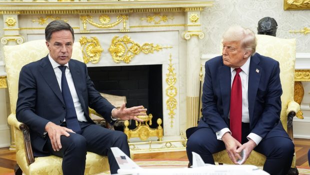 Mark Rutte ironizează delegația trimisă de Putin la Istanbul: „Au venit cu un istoric care vorbea despre Rusia de la 1250”