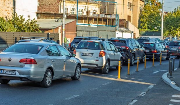 „Se pot sparge!”. Șoferii români care au aceste mașini trebuie să ajungă urgent în service
