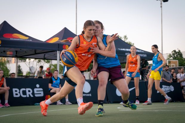 Coborâți la stația de sport? BCR Sport Arena Streetball Ploiești vine în weekend pe Bulevardul Castanilor