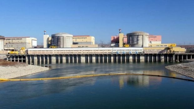 Nuclearelectrica vinde energie pentru 2027 la prețuri ridicate, confirmând menținerea tarifelor mari în sectorul energetic românesc