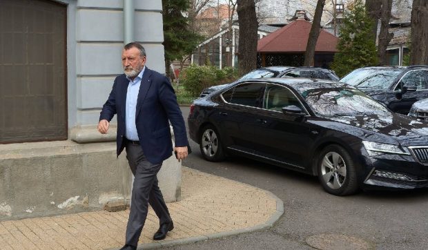 Partidul lui Sorin Grindeanu avertizează din nou că iese de la guvernare. Paul Stănescu: „USR şi PNL atacă încontinuu PSD”