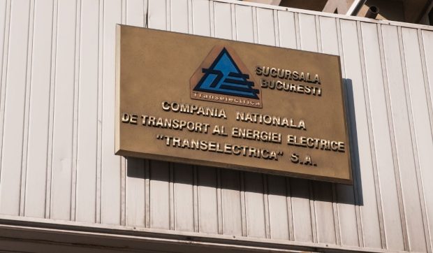 Transelectrica le-a plătit zeci de milioane de lei foștilor șefi, din cauza unei clauze ilegale. Compania de stat a angajat directori cu nemiluita pentru bani