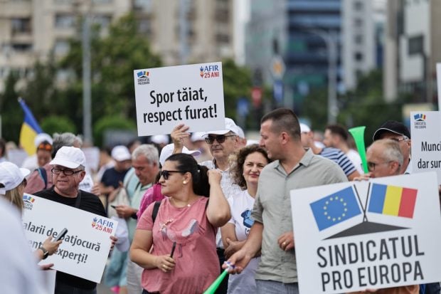 Justiție, nu harneală! Și carisma tăietorului de sporuri