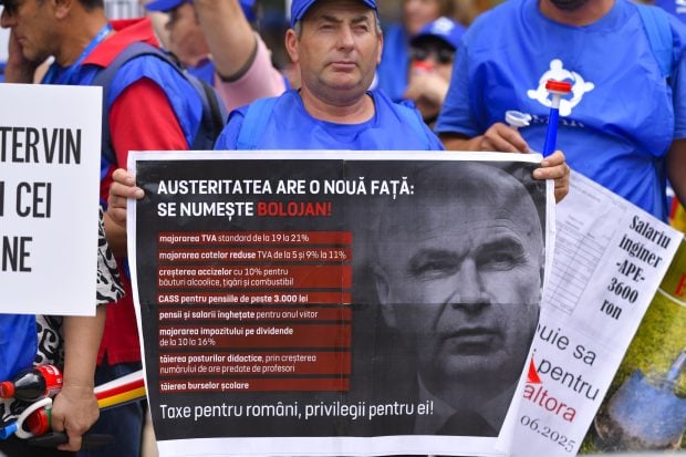 Captivii și necaptivii guvernării fantastice Bolojan