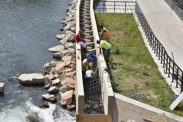 Ce este scara de pești din centrul orașului Oradea? A fost executată greșit, iar acum se demolează și reconstruiește
