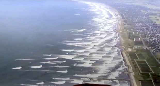 Valuri tsunami se abat asupra coastelor din Extremul Orient al Rusiei. Milioane de oameni au fost evacuați din casele lor în America, Japonia și Rusia
