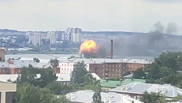 Ucraina a lovit cu drone cu rază lungă un oraș rusesc situat la peste 1.300 de kilometri de linia frontului