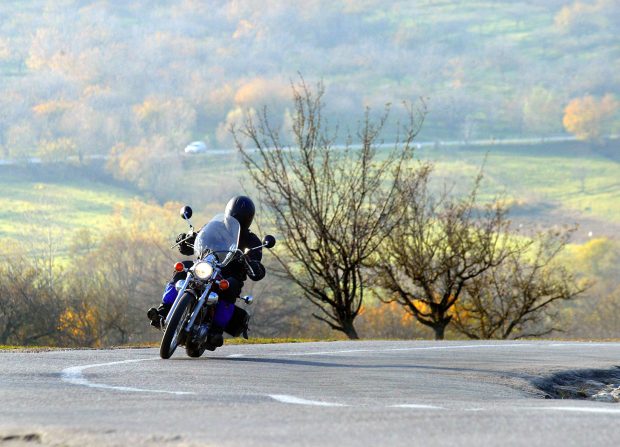 Nicușor Dan a refuzat să semneze legea care le permitea șoferilor să ia permisul de conducere fără să dea sala