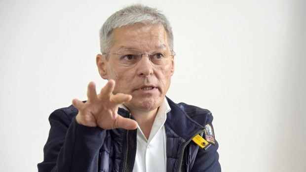 Dacian Cioloș, prima reacție după ce a fost refuzat de un taximetrist la Aeroportul Otopeni: „Blocați de o regulă absurd de strictă”