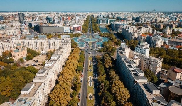 Prognoza meteo pentru București. Capitala fierbe la 39 de grade Celsius, meteorologii au emis un cod portocaliu de caniculă