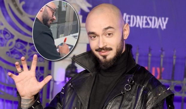Cum a fost surprins Victor Dorobanțu pe străzile din Londra. Ce face în Marea Britanie actorul din Wednesday: E prezentă și Lady Gaga