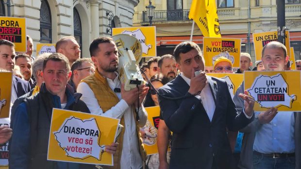 De ce votează românii din diaspora cu suveraniștii, deși ei susțin local partide care vor să-i expulzeze. Interviu cu politologul Radu Dumitrescu 