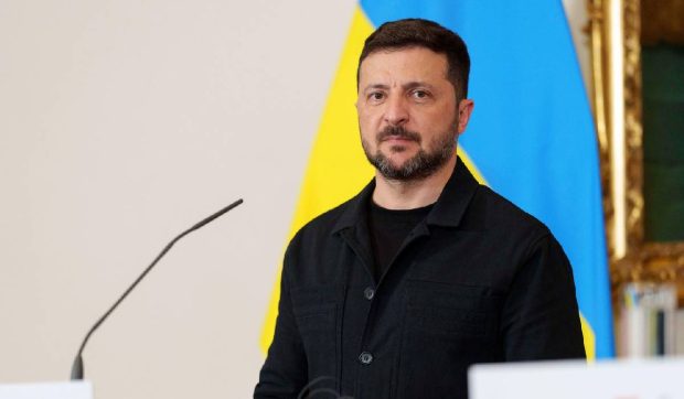 De ce s-au înfuriat ucrainenii pe Zelenski și au ieșit în stradă. Aderarea Ucrainei la UE e în pericol