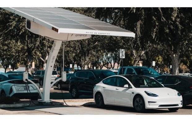 Mașinile electrice vs. hibride vs. termice – care este viitorul?