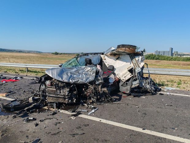 Bărbatul care a murit după ce a intrat cu mașina sub un TIR a fost eliberat pe 2 august. Era monitorizat electronic pentru că-și hărțuia fosta soție